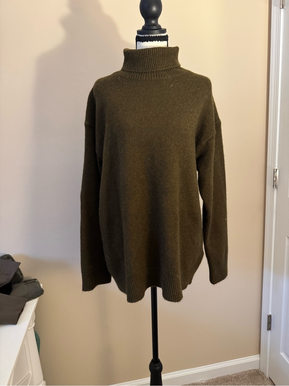 H&M Olive Green Turtleneck Sweater